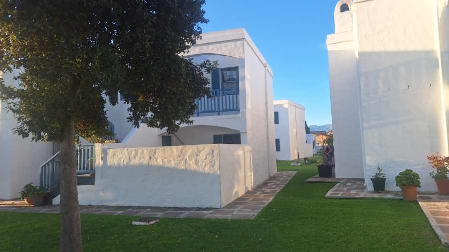 3 Bedroom Property for Sale in Gordons Bay Central Western Cape